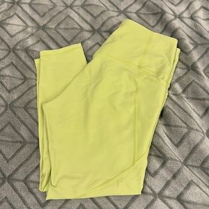 Old Navy Powersoft High-Rise Go-Dry Leggings